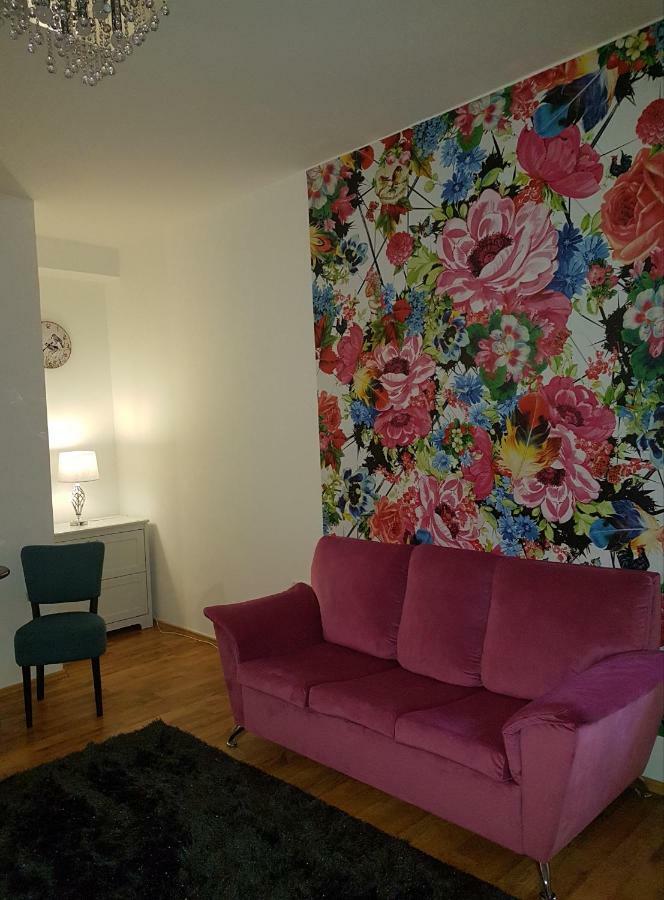 Paradise Apartman Miskolc Esterno foto